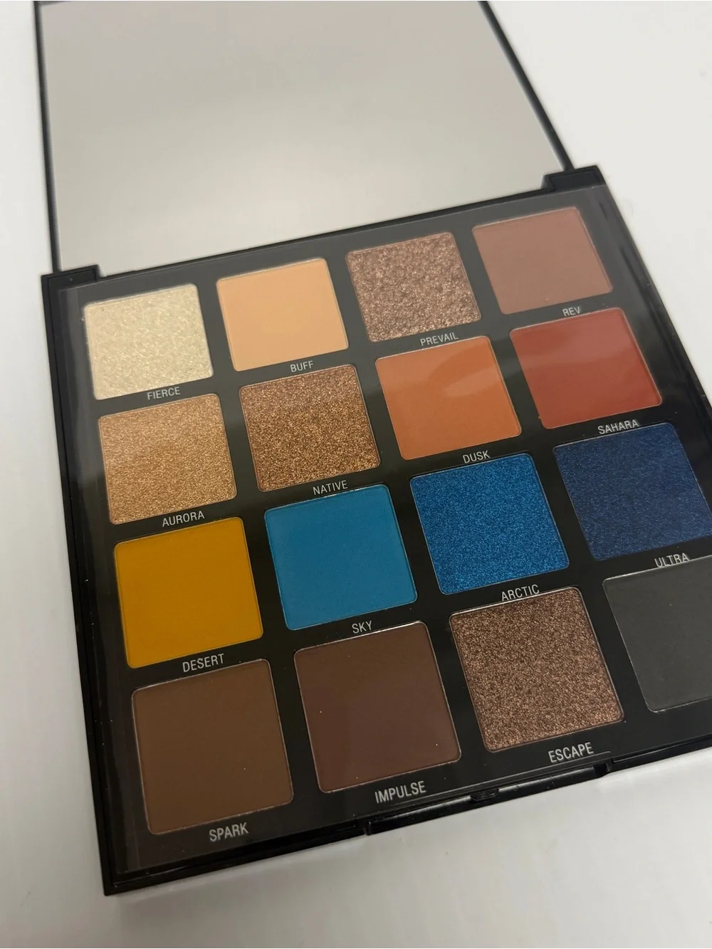 LA Girl vibrant eyeshadow